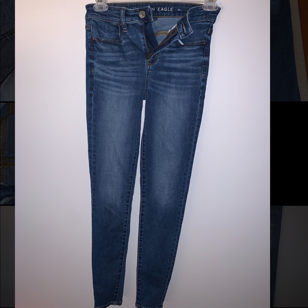 AMERICAN EAGLE SKINNY JEANS